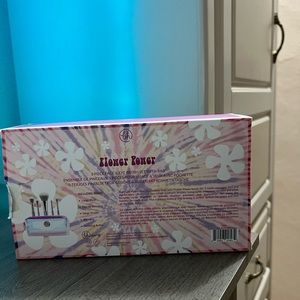 BH cosmetics set of brushes